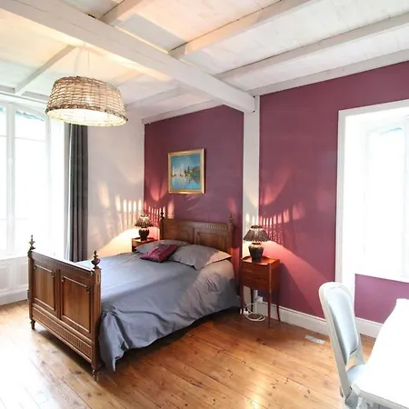 Holiday home Gite Independant Au Coeur Des Volcans D'auvergne Avec Jardin Privatif, Cheminee Et Randonnees A Proximite - Fr-1-742-549 Saint-Saturnin (Cantal)
