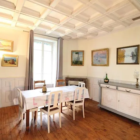 Holiday home Gite Independant Au Coeur Des Volcans D'auvergne Avec Jardin Privatif, Cheminee Et Randonnees A Proximite - Fr-1-742-549 Saint-Saturnin (Cantal)