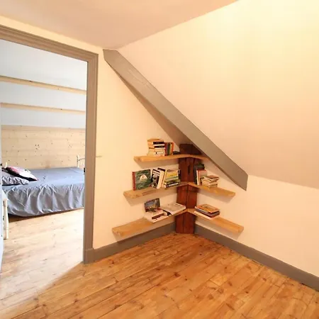 Independant Au Coeur Des Volcans D'auvergne Avec Jardin Privatif, Cheminee Et Randonnees A Proximite - Fr-1-742-549 * Saint-Saturnin (Cantal)