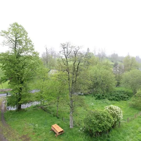 Independant Au Coeur Des Volcans D'auvergne Avec Jardin Privatif, Cheminee Et Randonnees A Proximite - Fr-1-742-549 *